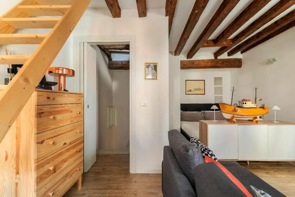 Holiday home Ca 3 Leoni - Romantic House In The Heart Of Venice